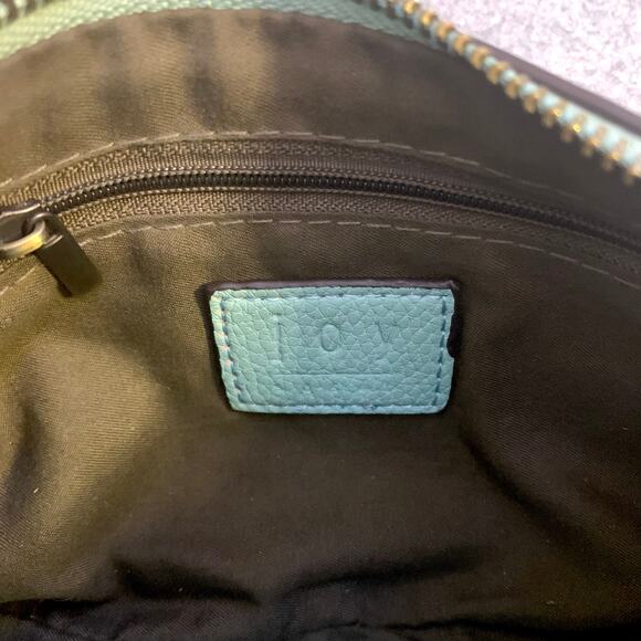 Joy Susan Vegan Leather Wristlet Crossbody in Light Blue, Removable Strap - Picture 6 of 11